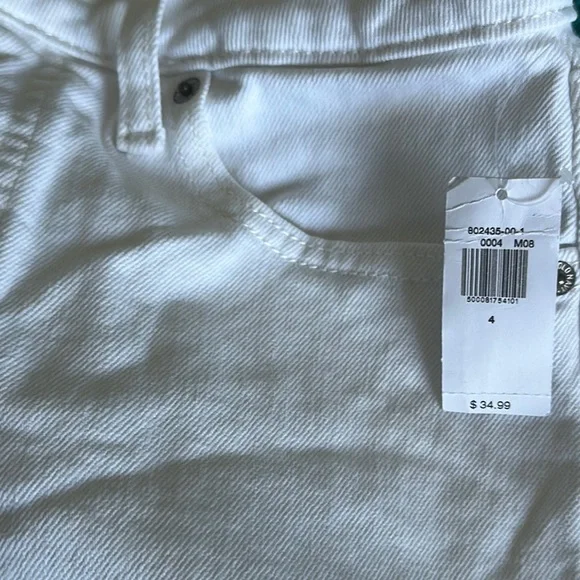 Women's Old Navy White Shorts Size 4 New with Tags. - Picture 4 of 7